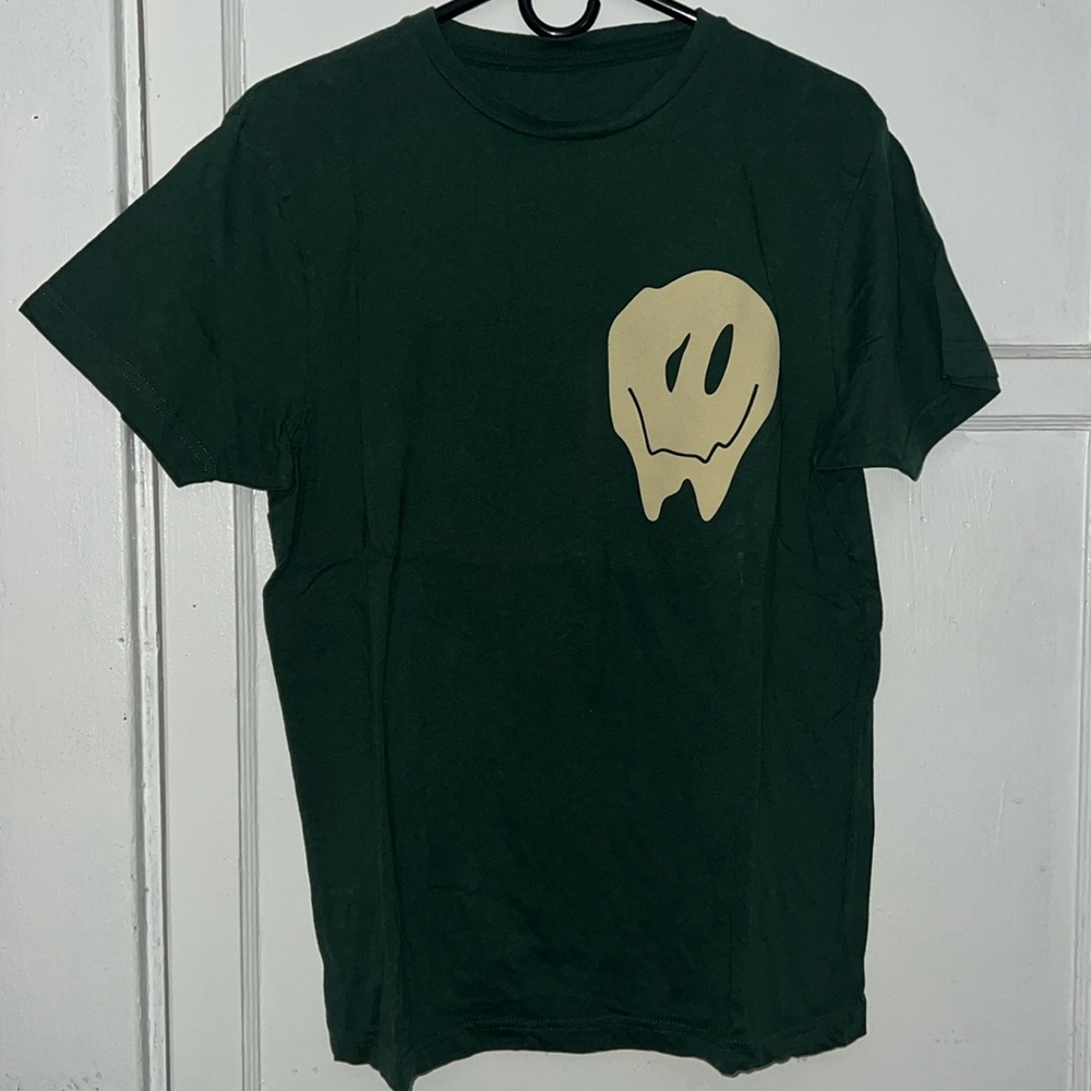 Don’t Trip Over What’s Behind You Short Sleeve Shirt Size Small
